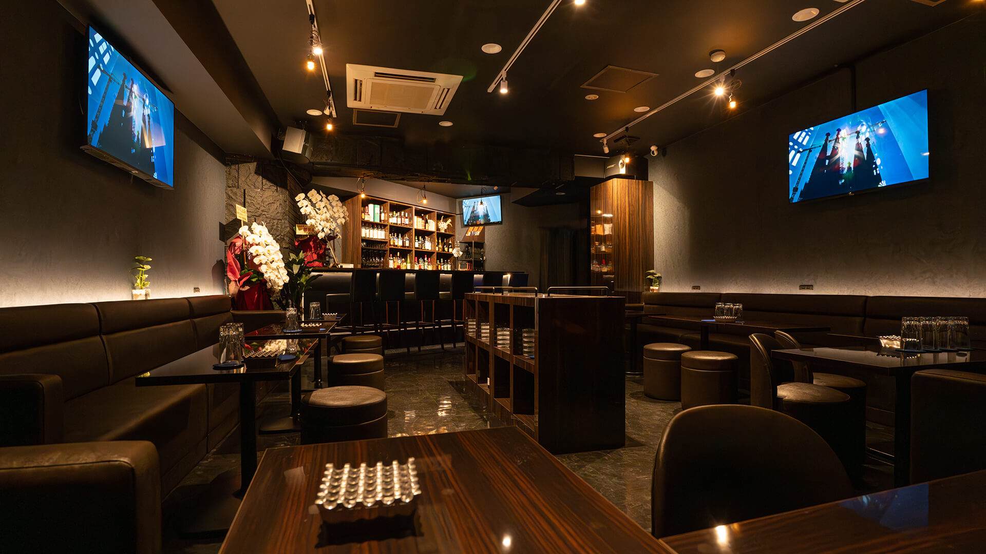 LunaR（ルナール）錦糸町店店内